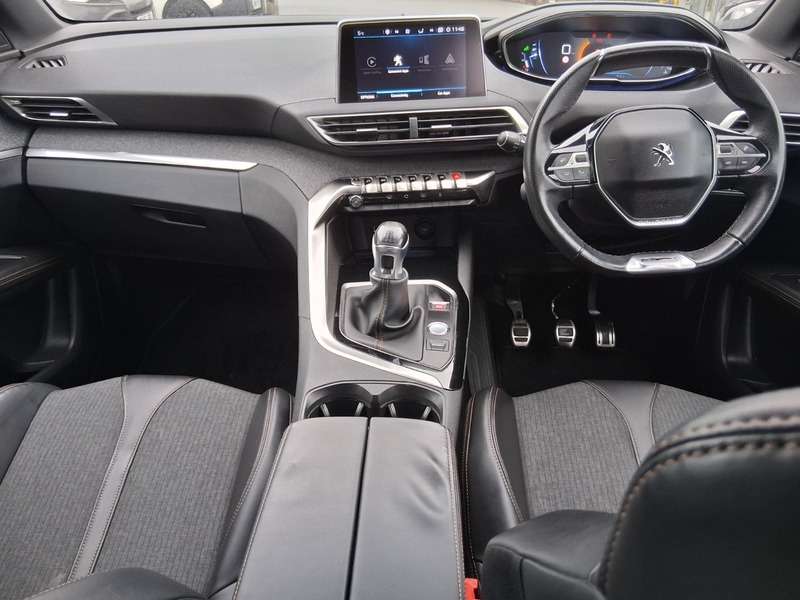 2017 PEUGEOT 3008 2017 PEUGEOT 3008