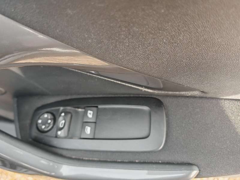 2018 PEUGEOT 2008 2018 PEUGEOT 2008