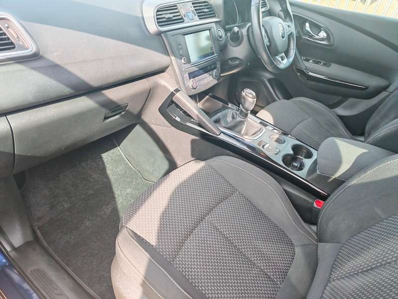 2017 RENAULT KADJAR 2017 RENAULT KADJAR
