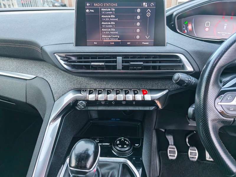 2017 PEUGEOT 3008 2017 PEUGEOT 3008