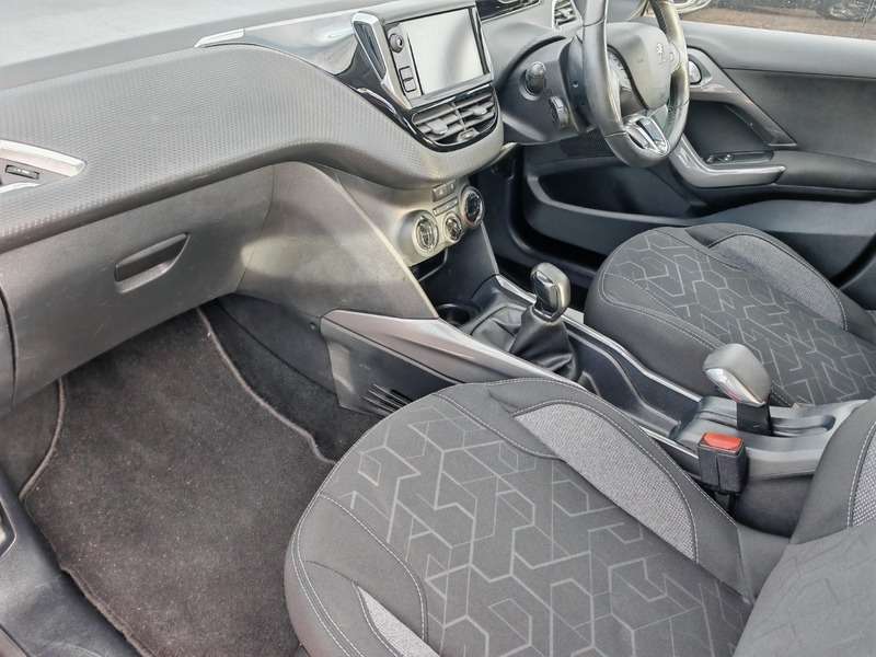 2018 PEUGEOT 2008 2018 PEUGEOT 2008