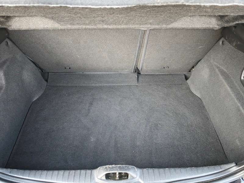 2019 PEUGEOT 208 2019 PEUGEOT 208