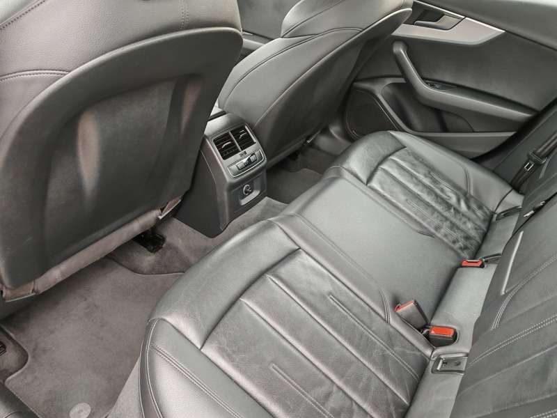 2017 AUDI A4 2017 AUDI A4