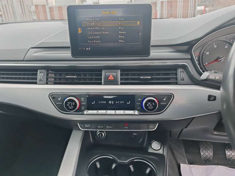 2017 AUDI A4 2017 AUDI A4