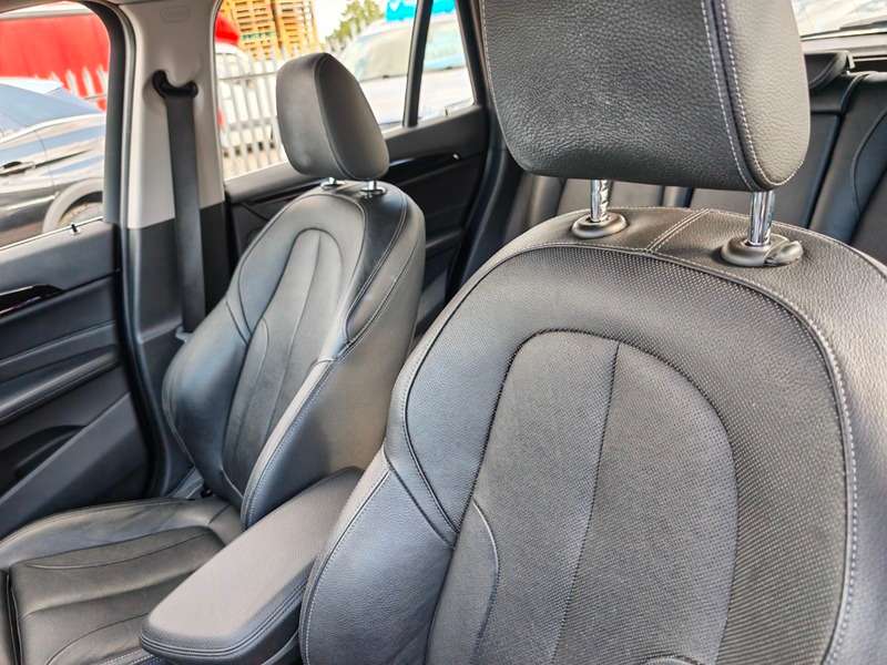 2018 BMW X1 2018 BMW X1