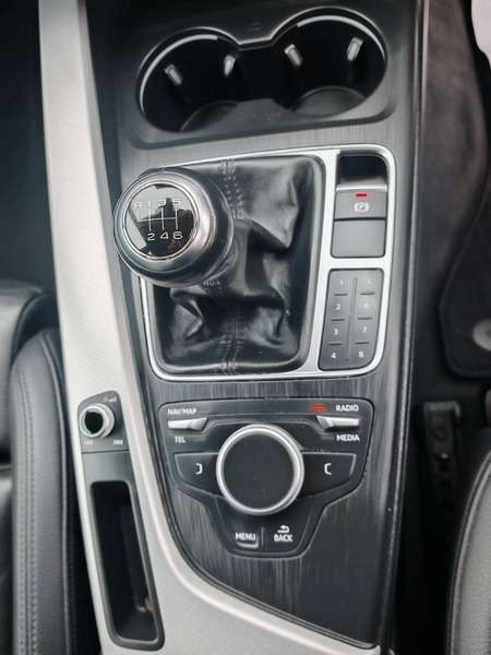 2017 AUDI A4 2017 AUDI A4