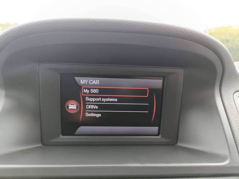 2011 VOLVO S80 2011 VOLVO S80