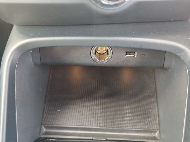 2021 VOLVO XC40 2021 VOLVO XC40