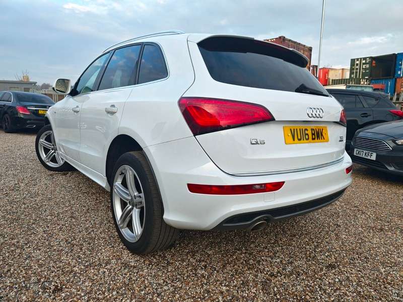 A 2016 AUDI Q5 TDI QUATTRO S LINE PLUS A 2016 AUDI Q5 TDI QUATTRO S LINE PLUS