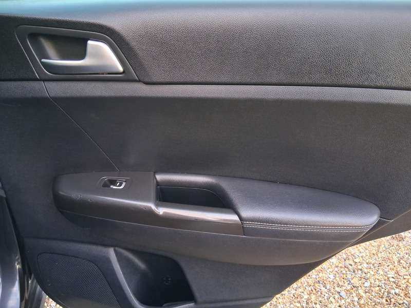 2018 KIA SPORTAGE 2018 KIA SPORTAGE