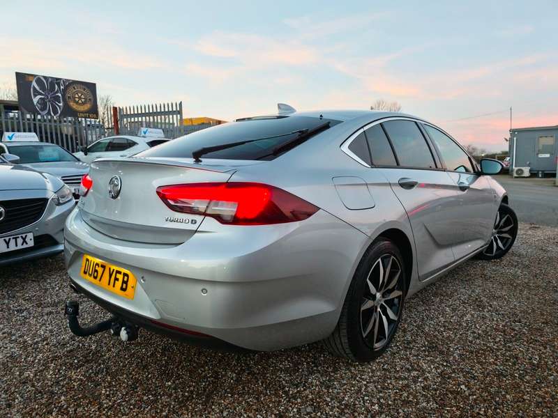 2017 VAUXHALL INSIGNIA 2017 VAUXHALL INSIGNIA