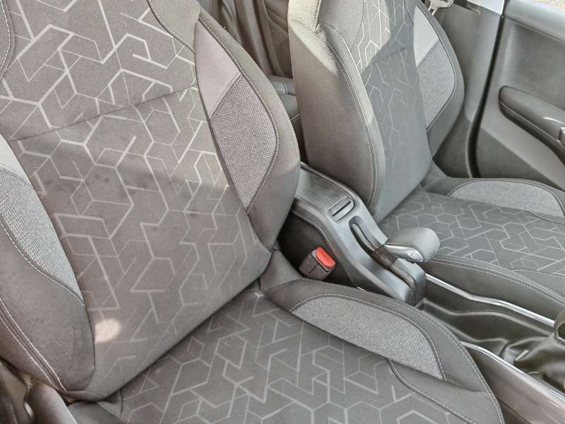 2018 PEUGEOT 2008 2018 PEUGEOT 2008