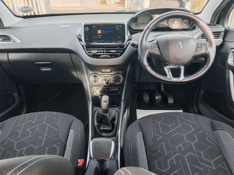 2018 PEUGEOT 2008 2018 PEUGEOT 2008