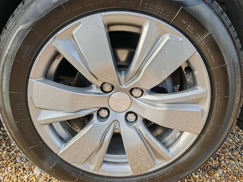 2018 PEUGEOT 2008 2018 PEUGEOT 2008