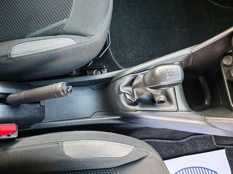 2012 PEUGEOT 208 2012 PEUGEOT 208