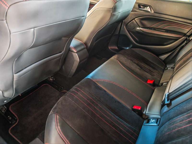 2015 PEUGEOT 308 2015 PEUGEOT 308