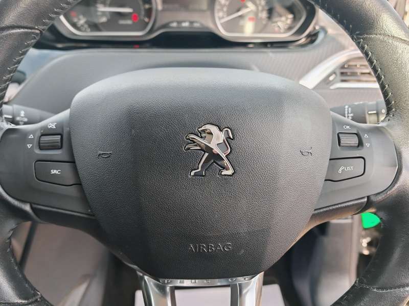 2018 PEUGEOT 2008 2018 PEUGEOT 2008