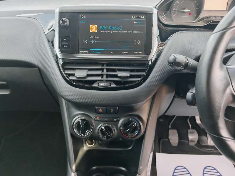 2018 PEUGEOT 2008 2018 PEUGEOT 2008