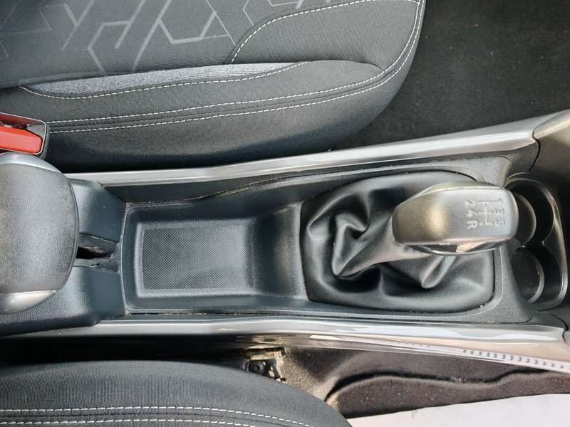 2018 PEUGEOT 2008 2018 PEUGEOT 2008