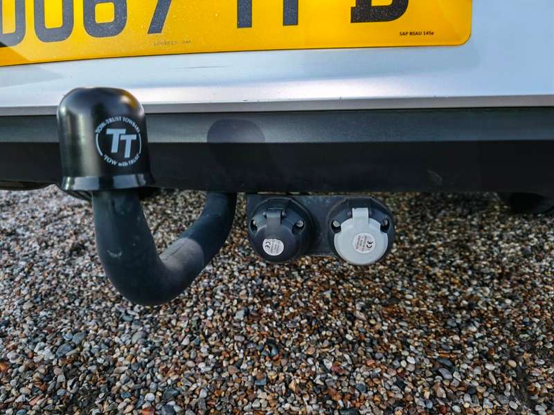 2017 VAUXHALL INSIGNIA 2017 VAUXHALL INSIGNIA