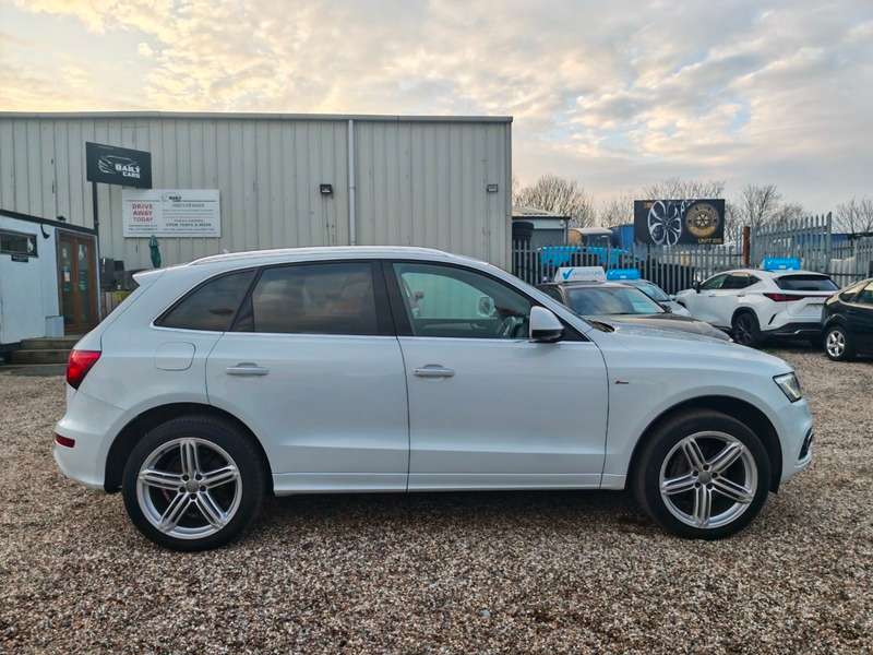 2016 AUDI Q5 2016 AUDI Q5
