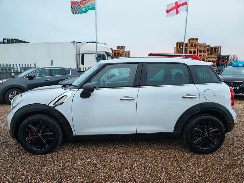 2011 MINI COUNTRYMAN 2011 MINI COUNTRYMAN