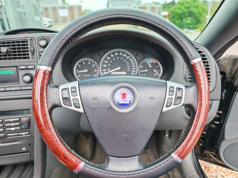 2004 SAAB 9-3 2004 SAAB 9-3