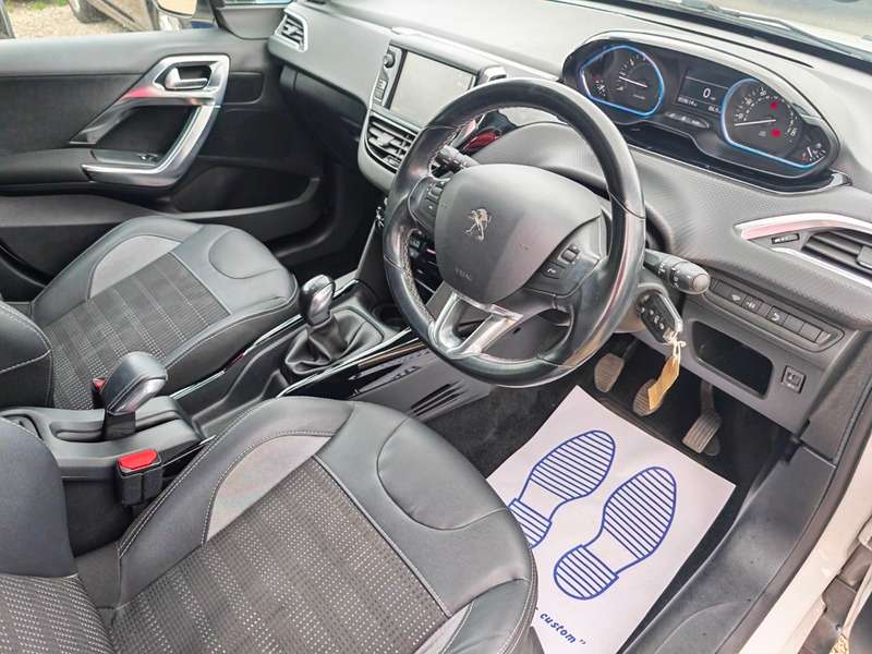 2018 PEUGEOT 2008 2018 PEUGEOT 2008