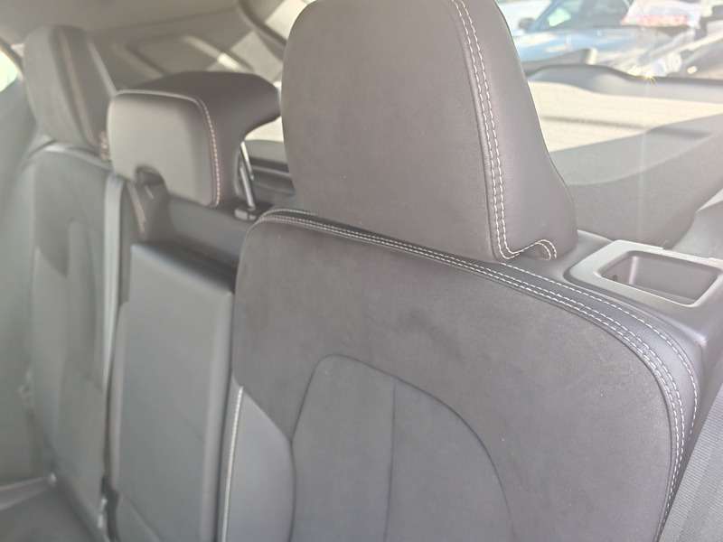 2021 VOLVO XC40 2021 VOLVO XC40