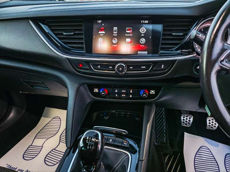 2017 VAUXHALL INSIGNIA 2017 VAUXHALL INSIGNIA