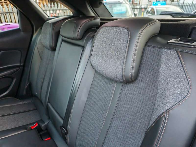 2017 PEUGEOT 3008 2017 PEUGEOT 3008