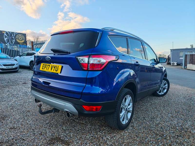 A 2017 FORD KUGA TITANIUM TDCI A 2017 FORD KUGA TITANIUM TDCI