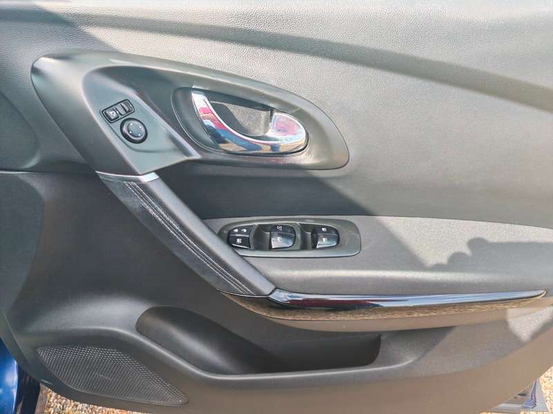 2017 RENAULT KADJAR 2017 RENAULT KADJAR
