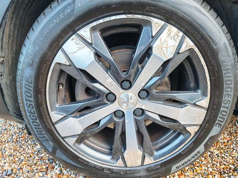 2017 PEUGEOT 3008 2017 PEUGEOT 3008