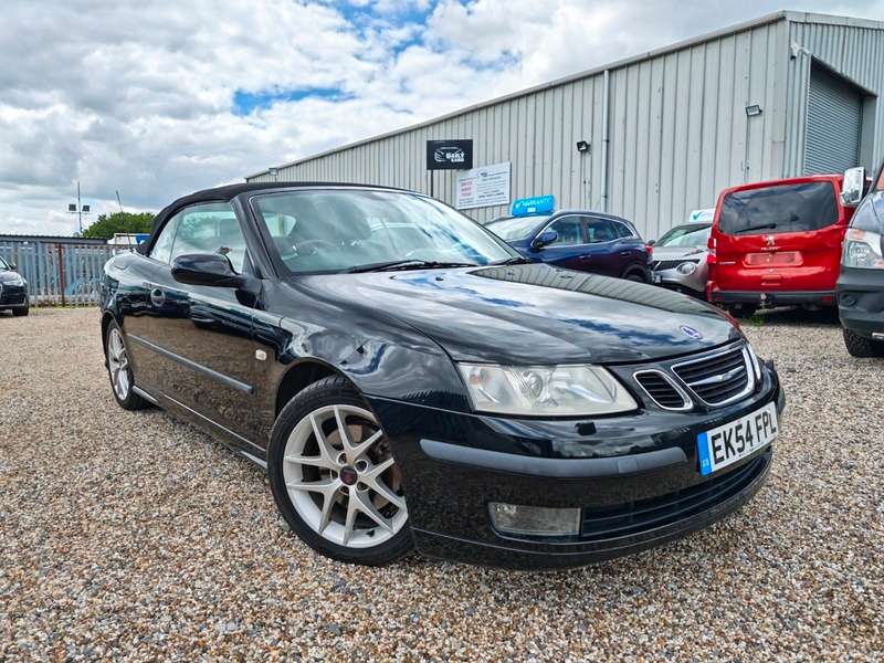 A 2004 SAAB 9-3 T AERO A 2004 SAAB 9-3 T AERO