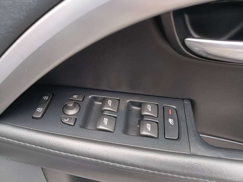 2011 VOLVO S80 2011 VOLVO S80