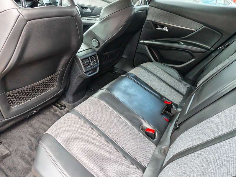 2017 PEUGEOT 3008 2017 PEUGEOT 3008