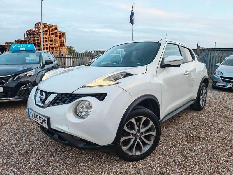 A 2016 NISSAN JUKE TEKNA XTRONIC A 2016 NISSAN JUKE TEKNA XTRONIC