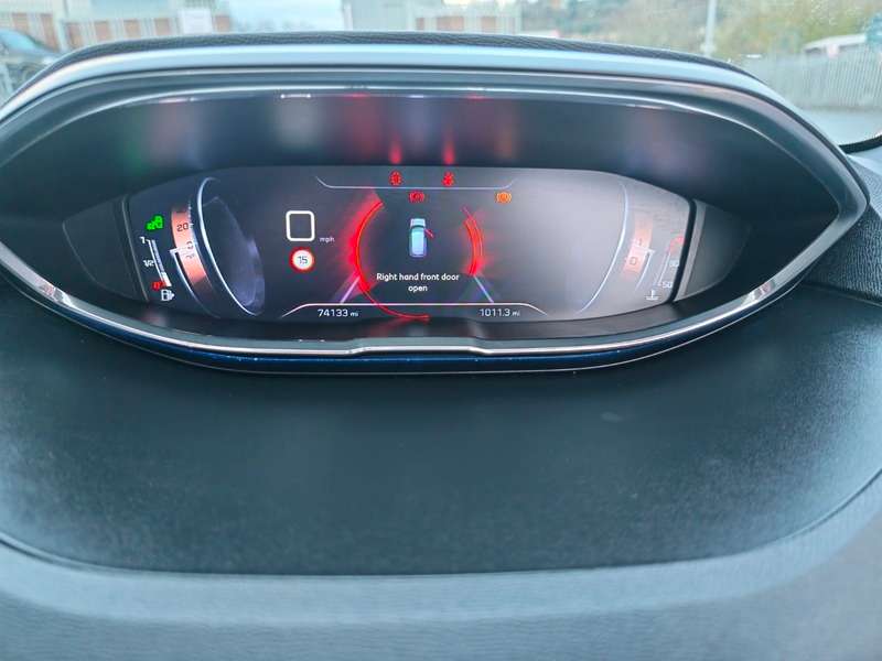 2017 PEUGEOT 3008 2017 PEUGEOT 3008