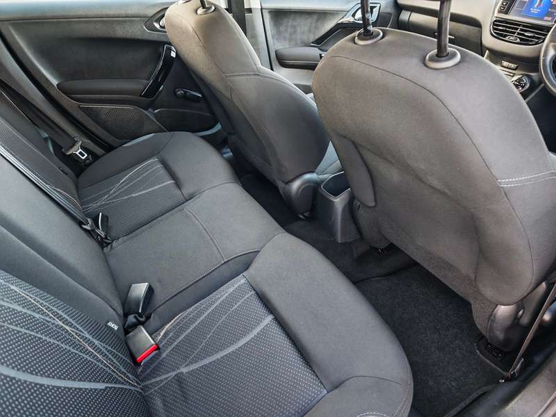 2012 PEUGEOT 208 2012 PEUGEOT 208