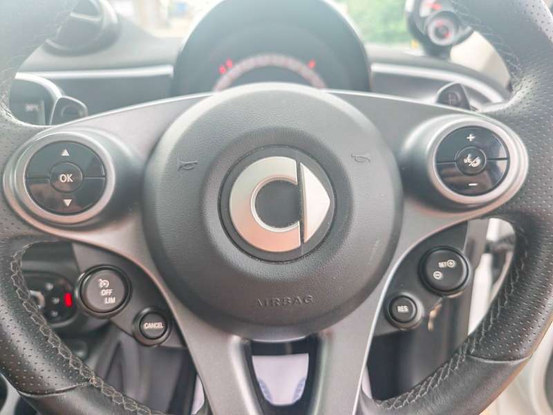 2017 SMART FORFOUR 2017 SMART FORFOUR