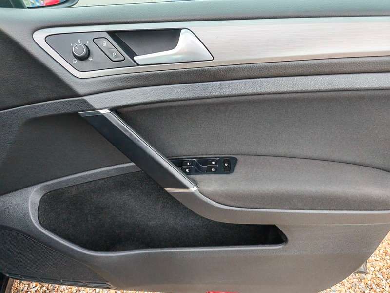2015 VOLKSWAGEN GOLF 2015 VOLKSWAGEN GOLF