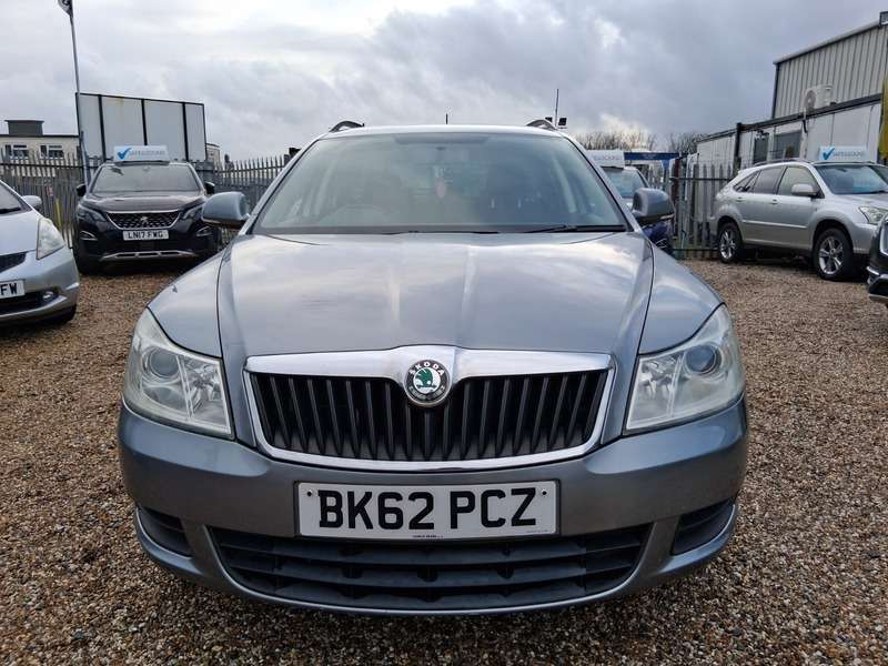 2012 SKODA OCTAVIA 2012 SKODA OCTAVIA