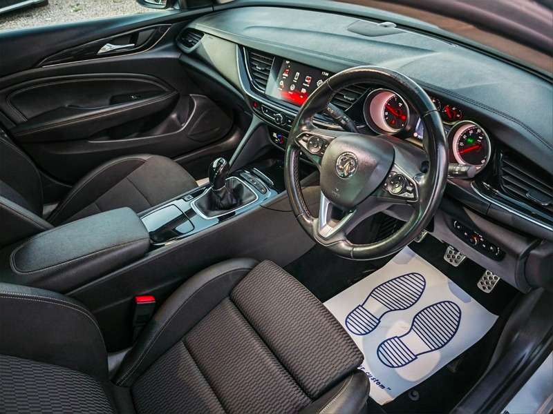 2017 VAUXHALL INSIGNIA 2017 VAUXHALL INSIGNIA