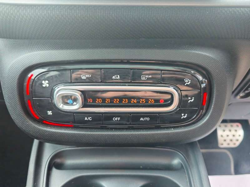2017 SMART FORFOUR 2017 SMART FORFOUR