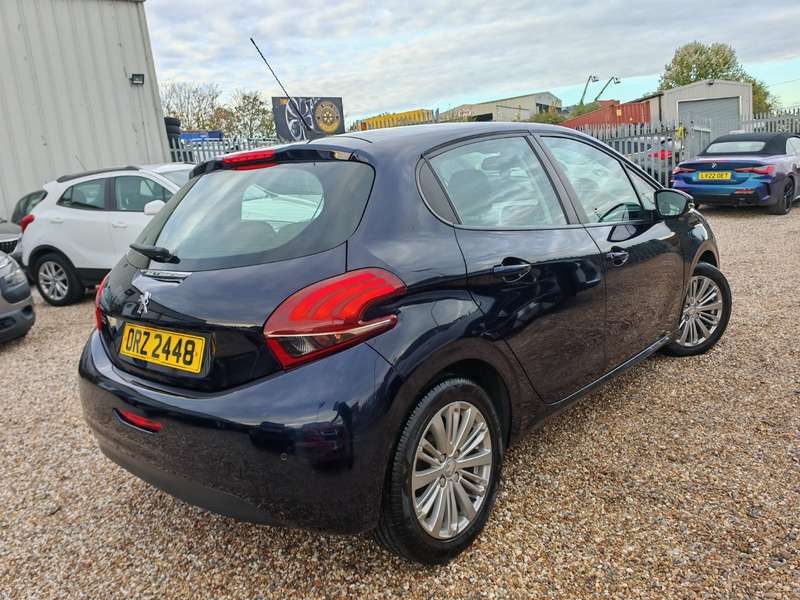 2018 PEUGEOT 208 2018 PEUGEOT 208