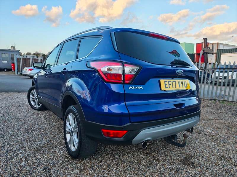 A 2017 FORD KUGA TITANIUM TDCI A 2017 FORD KUGA TITANIUM TDCI