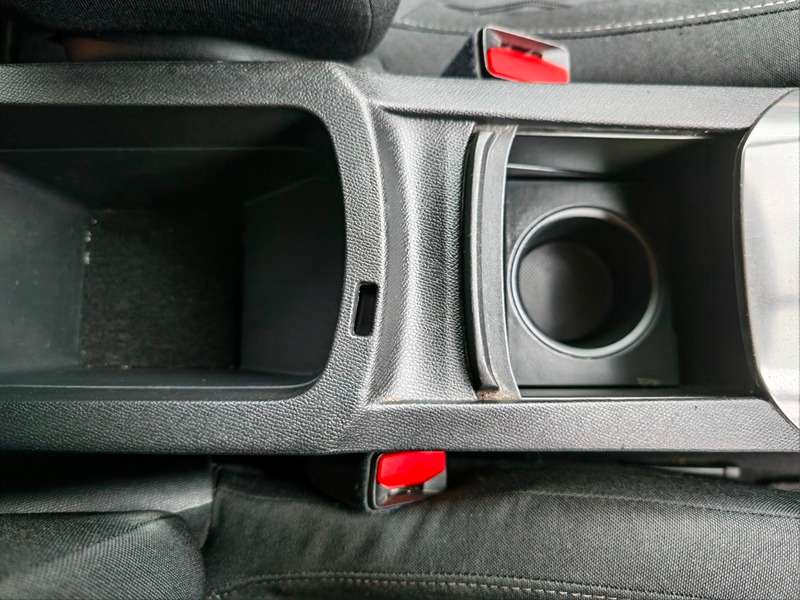 2014 PEUGEOT 308 2014 PEUGEOT 308