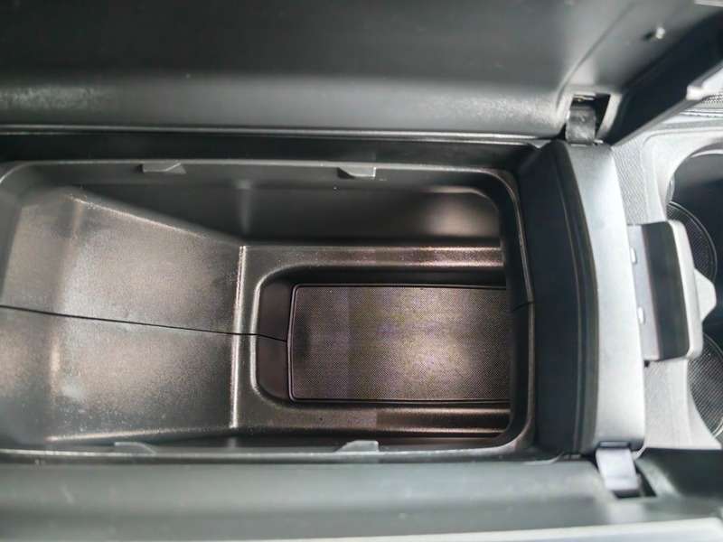 2017 PEUGEOT 3008 2017 PEUGEOT 3008