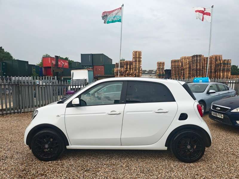 2017 SMART FORFOUR 2017 SMART FORFOUR